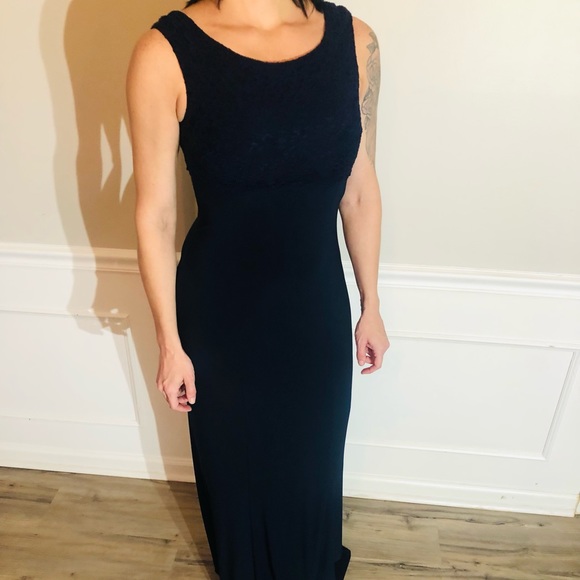 Lauren Ralph Lauren Evening Gown, Navy, Lace Front Detailing, Size: 8 - Picture 3 of 8